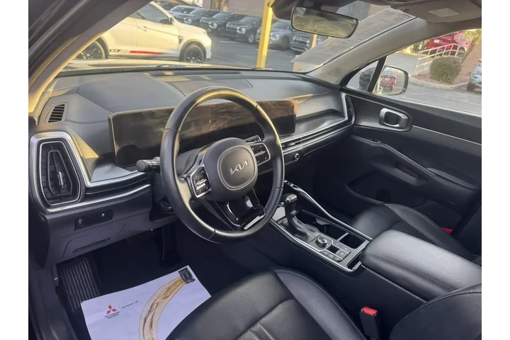 $31978 : Kia Sorento 2024 AWD S 4dr S image 9