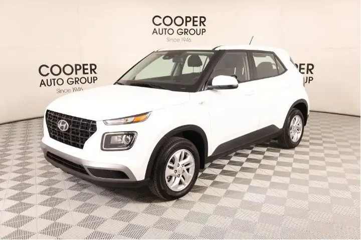 $21226 : Hyundai VENUE 2026 SE 4dr Cr image 9