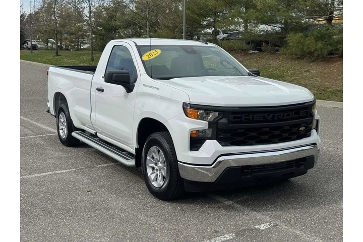 $34500 : Chevrolet Silverado 1500 202 image 2