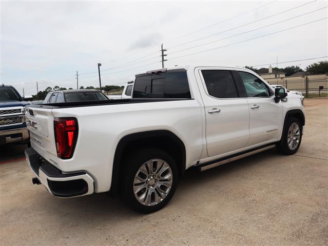 $42995 : 2021 GMC Sierra 1500 Denali C image 4