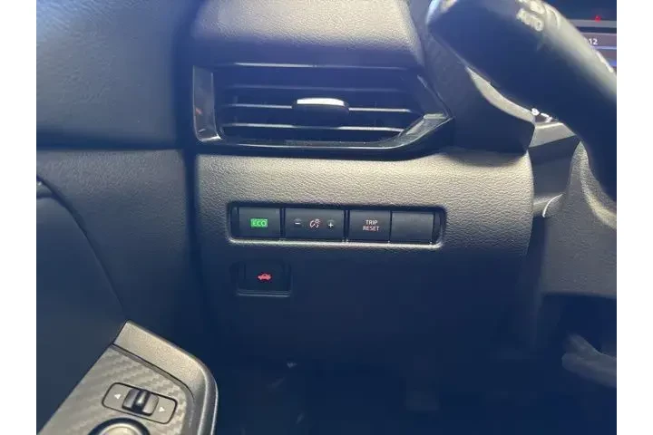 $18974 : Nissan Sentra 2024 SV 4dr Se image 8