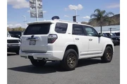 $30450 : Toyota 4Runner 2016 4x4 SR5 thumbnail