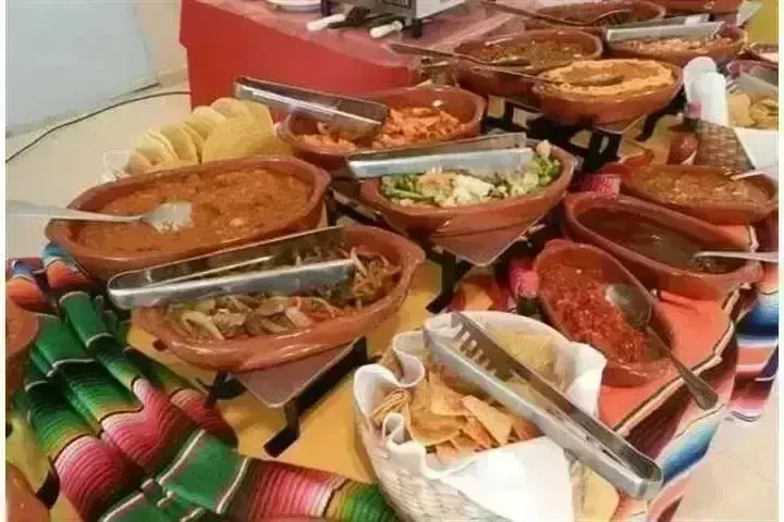 TAQUIZAS PARA SU EVENTO image 9