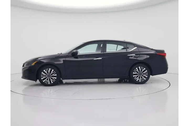 $22998 : Nissan Altima 2025 2.5 SV 4d image 3