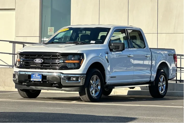 $38800 : Ford F-150 2024 4x4 XLT 4dr image 7