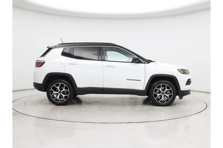 $22998 : Jeep Compass 2025 4x4 Limite image 7
