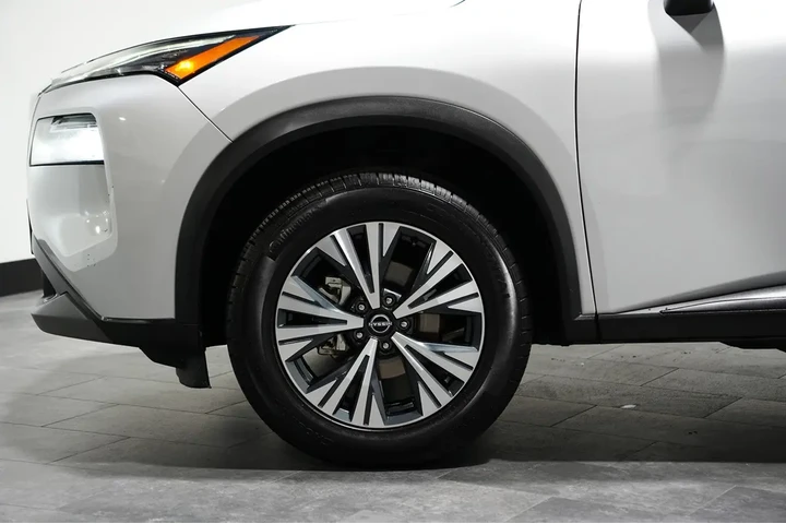 $17957 : 2022 Rogue SV image 4