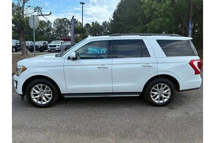 $33439 : Ford Expedition 2020 4x2 XLT image 1