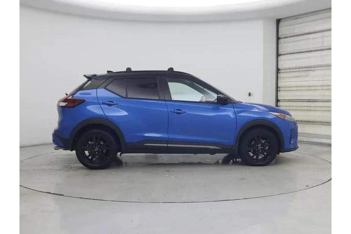 $19998 : Nissan Kicks 2023 SR 4dr Cro image 7
