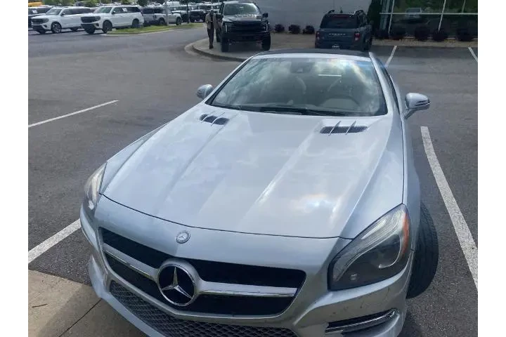 $25752 : Mercedes-Benz SL-Class 2015 image 9