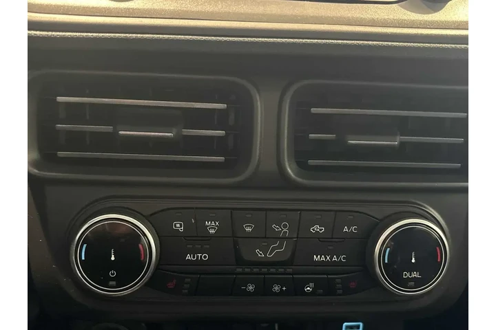 $28496 : Ford Maverick 2023 Lariat 4d image 10