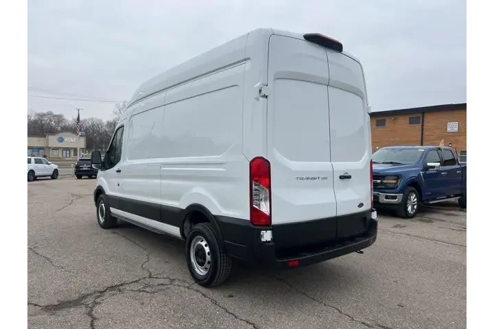 $34582 : Ford Transit 2023 250 3dr LW image 6