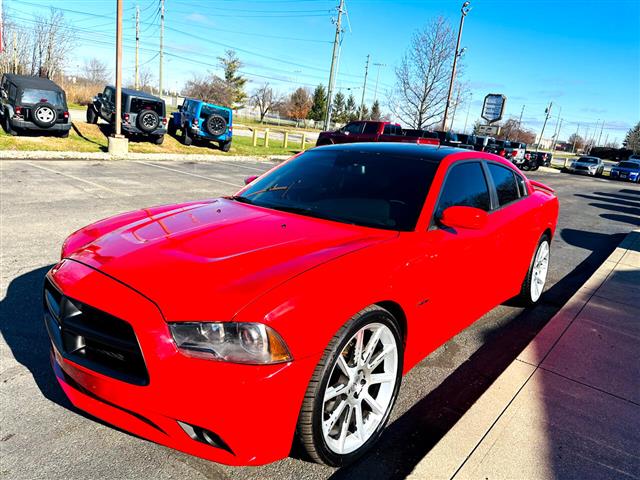 $13991 : 2014 Charger 4dr Sdn RT Max R image 7
