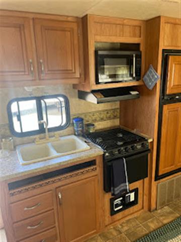 $5500 : VENDO 2,000 TRAILA MOBIL HOME image 10