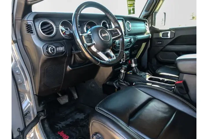 $27555 : Jeep Gladiator 2020 4x4 Over image 8