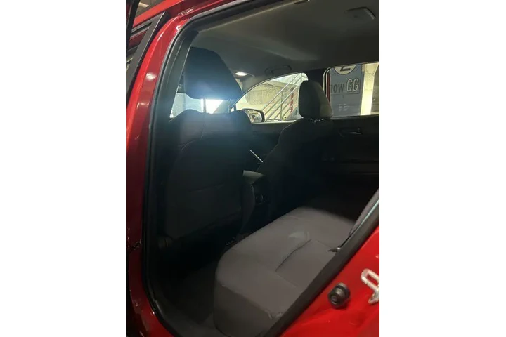 $23490 : Toyota Corolla Cross 2022 LE image 5