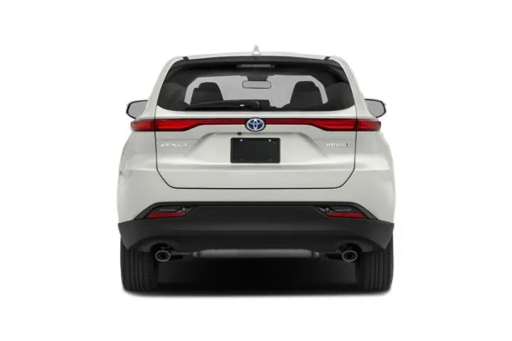 $30000 : Gold Certified2022 Venza LE image 5