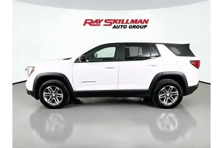$31975 : GMC Terrain 2025 4x4 Elevati image 4