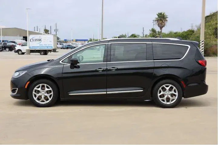 $16545 : Chrysler Pacifica 2019 Touri image 5