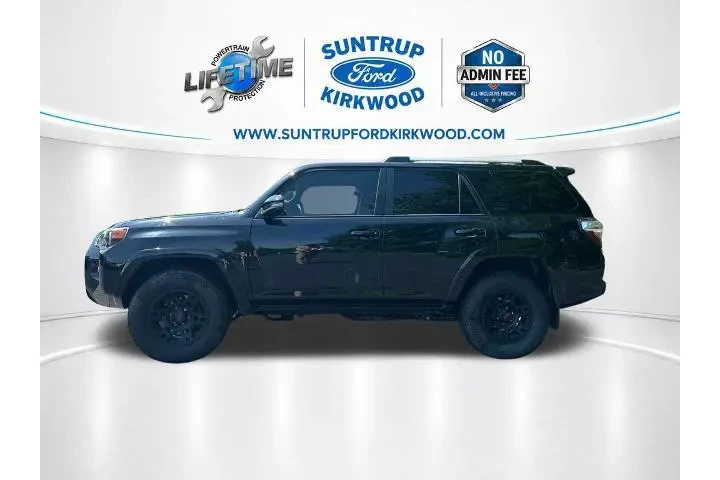 $27701 : Toyota 4Runner 2019 4x4 SR5 image 2