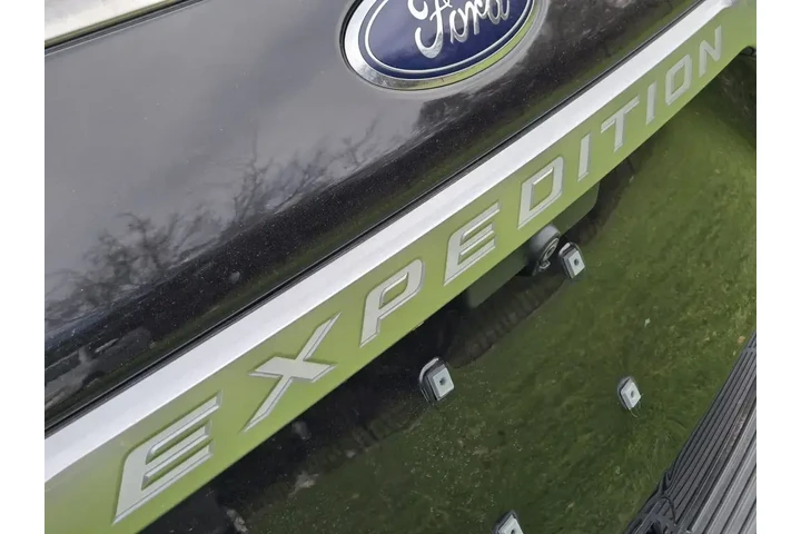 $33668 : Ford Expedition 2019 4x2 Pla image 10