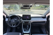 $30000 : Gold Certified2022 RAV4 XLE thumbnail