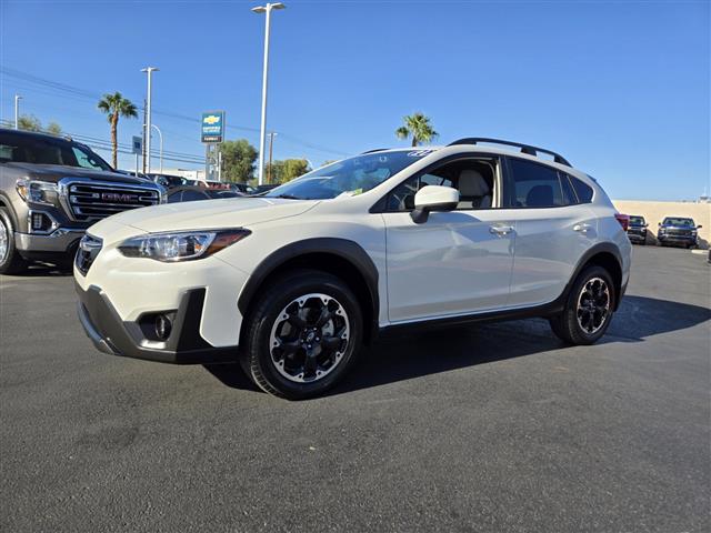 $23306 : Pre-Owned 2021 Crosstrek Prem image 2