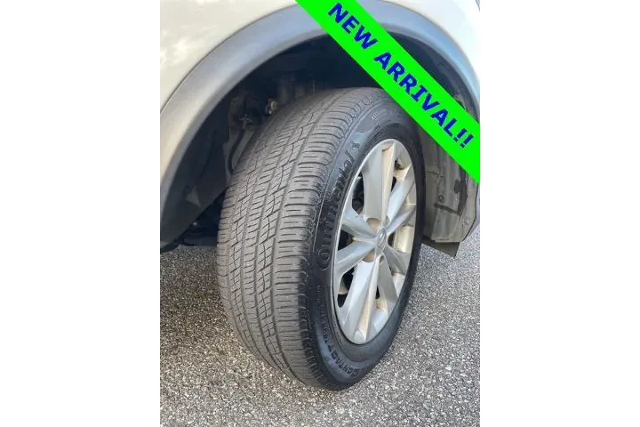 $13039 : Nissan Rogue Sport 2018 S 4d image 2