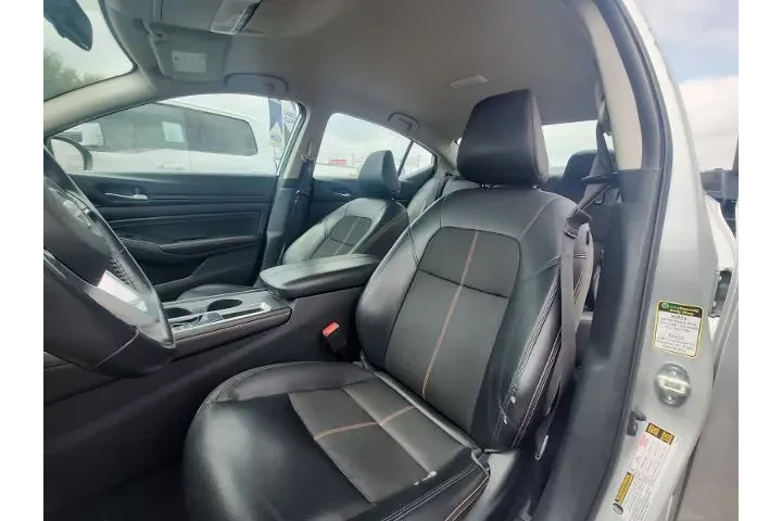 $17999 : Nissan Altima 2021 2.5 SR 4d image 7