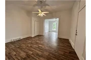 $625 : Rental property with 2 bedro thumbnail