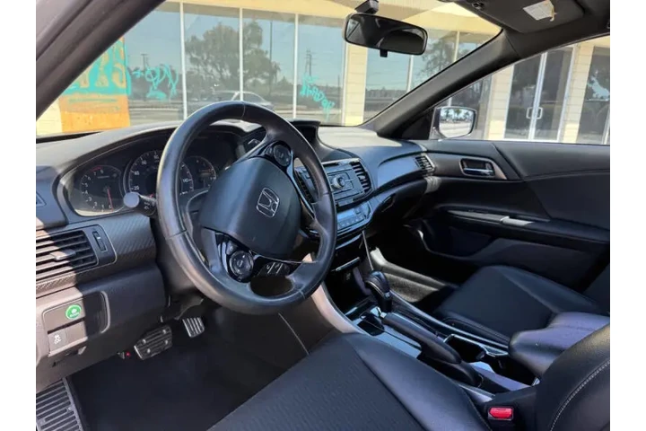 2017 Accord Sport image 10