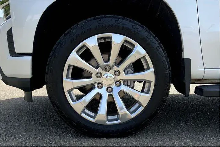 $37985 : Chevrolet Silverado 1500 202 image 9