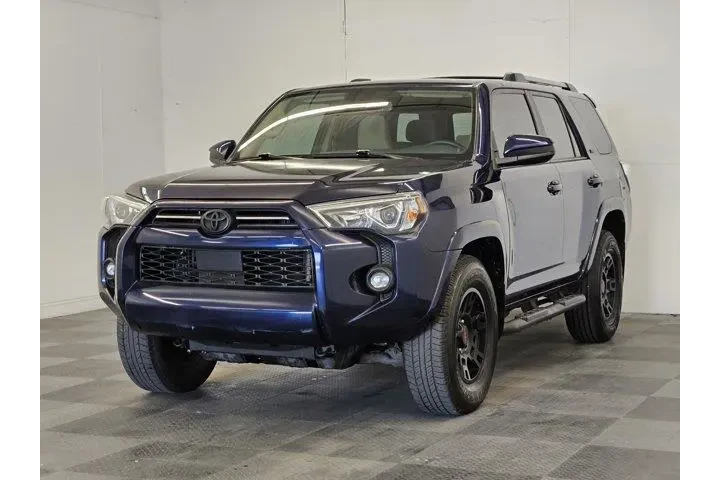 $34879 : Toyota 4Runner 2023 4x2 SR5 image 4