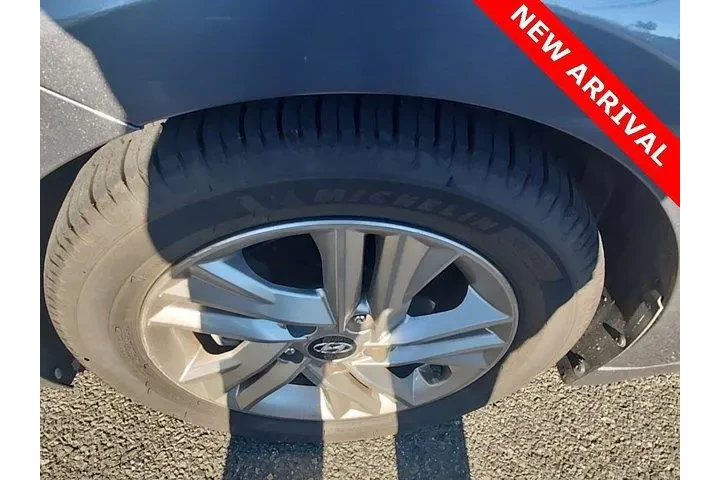 $9998 : Hyundai ELANTRA 2020 SEL 4dr image 9