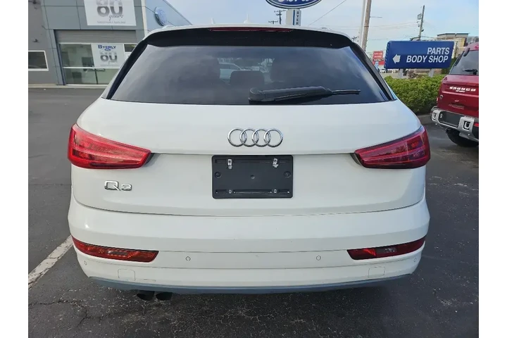 $13629 : Audi Q3 2018 2.0T Premium 4d image 7