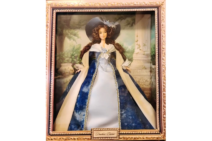 $100 : Barbies image 4
