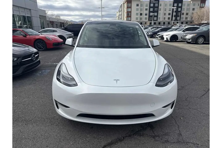 $29910 : 2023 Model Y Long Range image 4