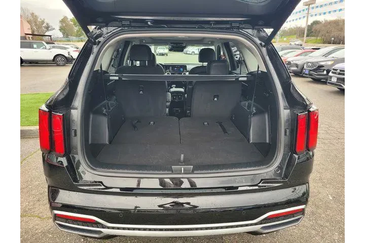 $32532 : Kia Sorento 2023 AWD SX 4dr image 8