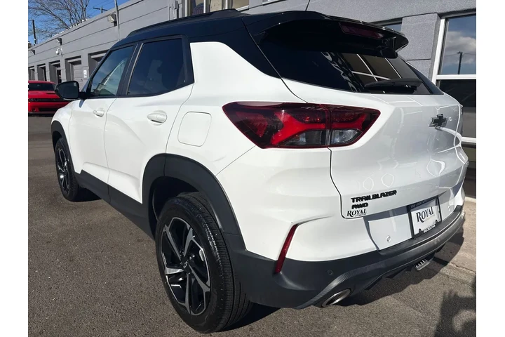 $24995 : 2022 Trailblazer AWD RS image 4