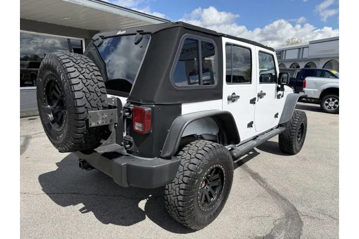 $13950 : 2013 Wrangler Unlimited Sport image 8