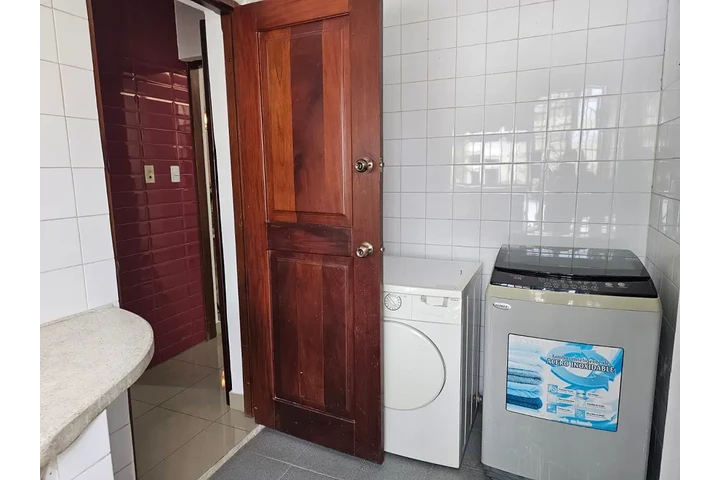$1200 : Arriendo Apartamento Amueblado image 8