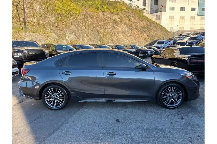 $22498 : Kia Forte 2023 GT-Line 4dr S image 7