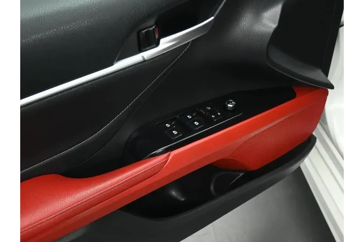 $17669 : Toyota Camry 2018 XSE 4dr Se image 9