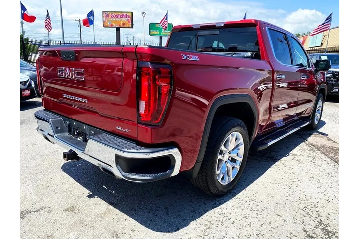 2019 GMC Sierra 1500 SLT Crew image 6