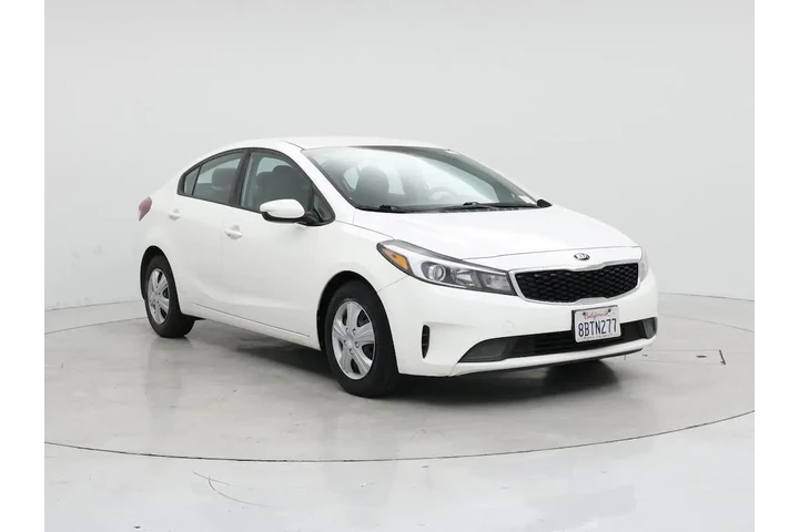 $11998 : Kia Forte 2017 LX 4dr Sedan image 1