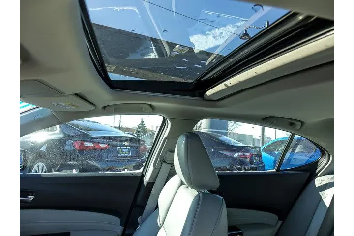 $24994 : Acura TLX 2017 V6 4dr Sedan image 9