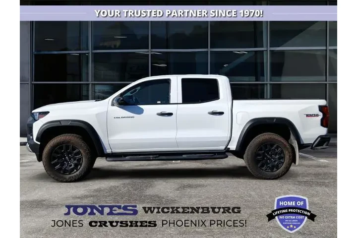 $37499 : Chevrolet Colorado 2024 4x4 image 2