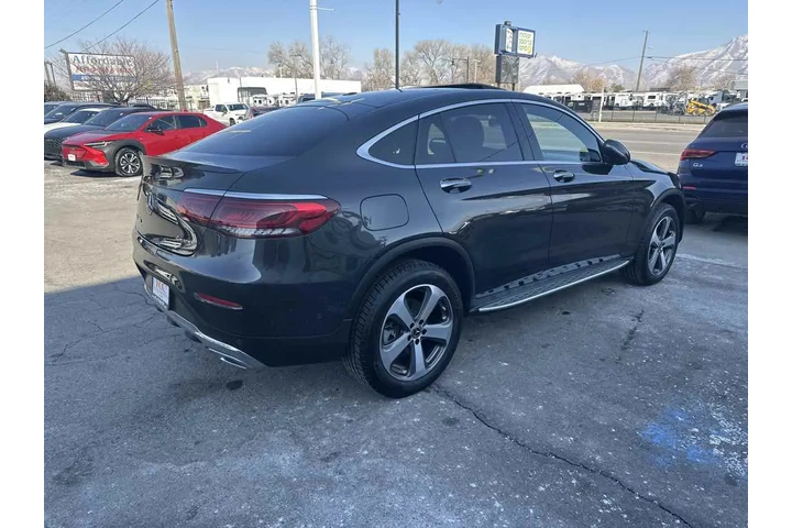 $34495 : 2021 GLC 300 4MATIC Coupe image 7