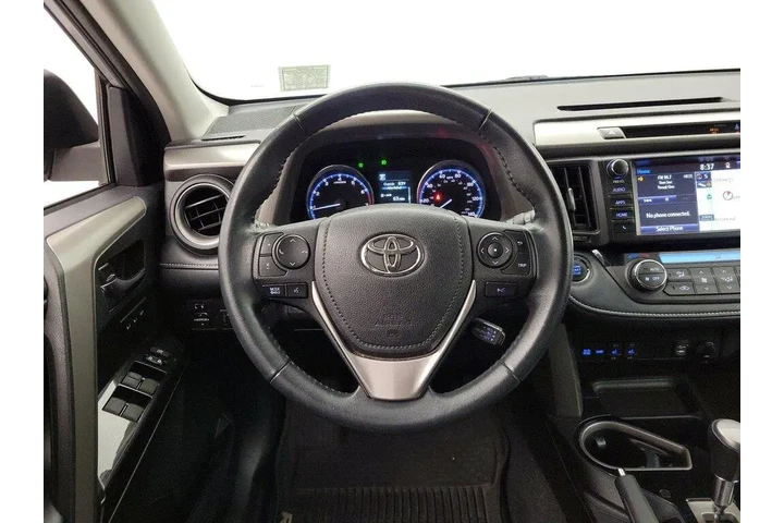 $24998 : Toyota RAV4 2018 AWD Limited image 10