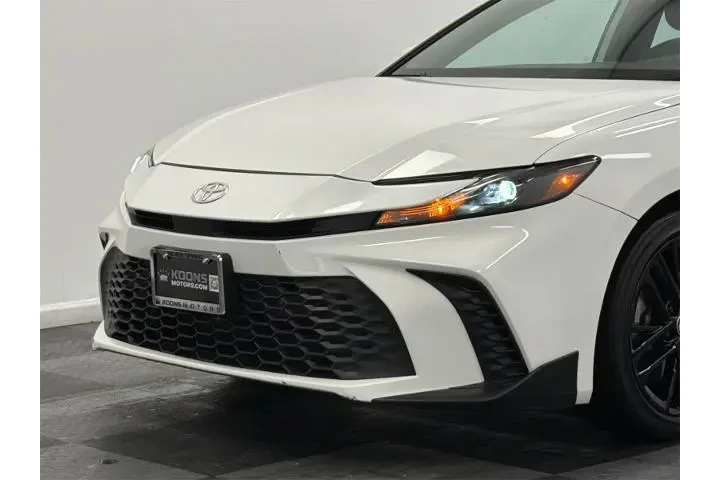 $29000 : Toyota Camry 2025 SE 4dr Sed image 2